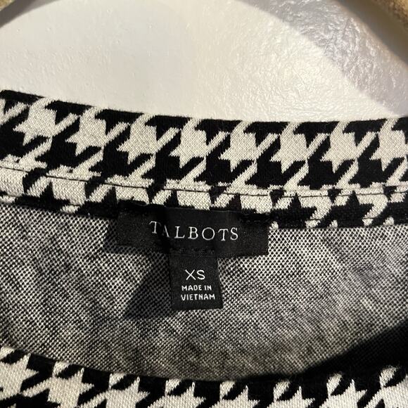 TALBOTS Houndstooth Knit Puff Sleeve Pearl Button Cuff Black White Top XS - Picture 2 of 8